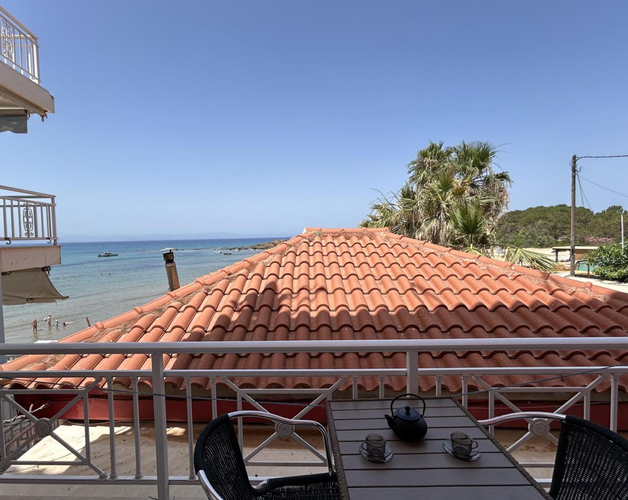 Brati II Beach Hotel アルコウディ エクステリア 写真