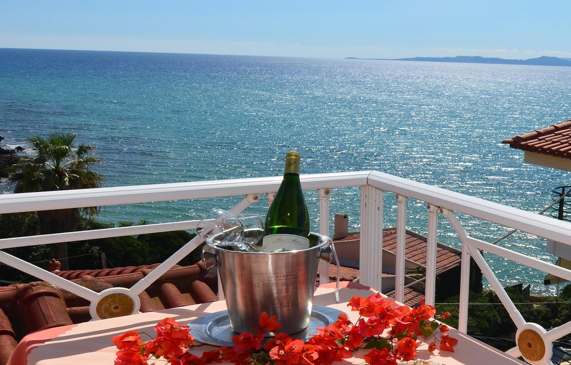 Brati II Beach Hotel アルコウディ エクステリア 写真