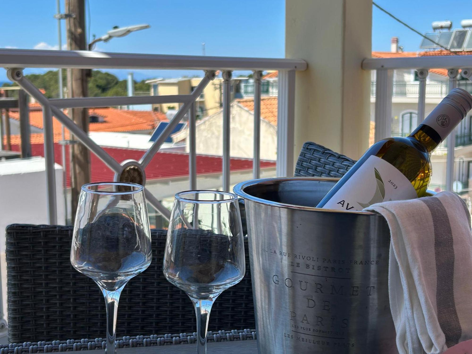 Brati II Beach Hotel アルコウディ エクステリア 写真