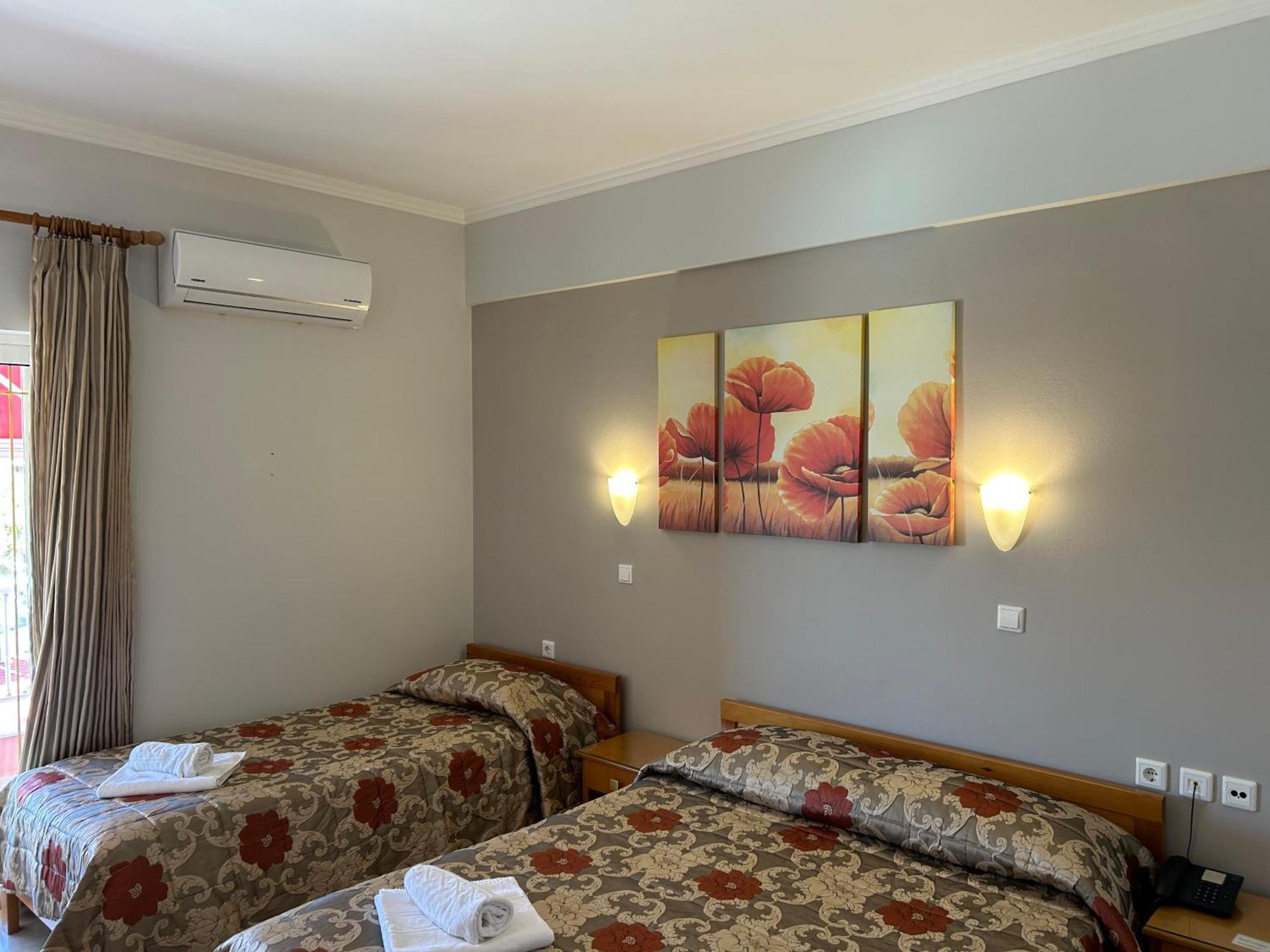 Brati II Beach Hotel アルコウディ エクステリア 写真